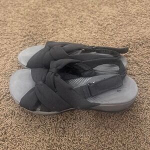 Clark's black and grey chunky sandals